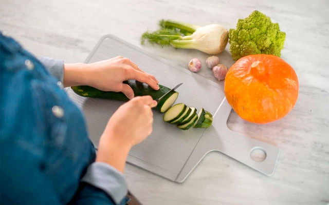 Koziol Organic Schneidebrett Snap 2.0 4 Koziol Organic Schneidebrett Snap 2.0 – Bild 4