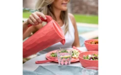 Koziol Club Pitcher Superglas Kanne Mit Deckel 1,5 Liter Nature Desert Sand -Outdoor-Camping-Grillladen 692201 4744868 2