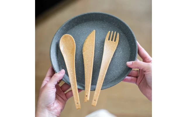 Koziol Rio Besteckset 3 Teilig Nature Ash Grey 2 Koziol Rio Besteckset 3 Teilig Nature Ash Grey – Bild 2